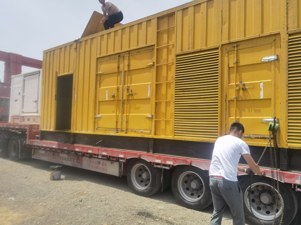 荣昌除了负载情况和发动机维护，还有哪些因素会影响 200kw 柴油发电机的油耗？