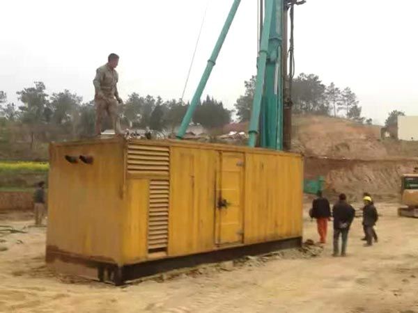 荣昌如何判断水冷式机油散热器密封件是否需要更换?