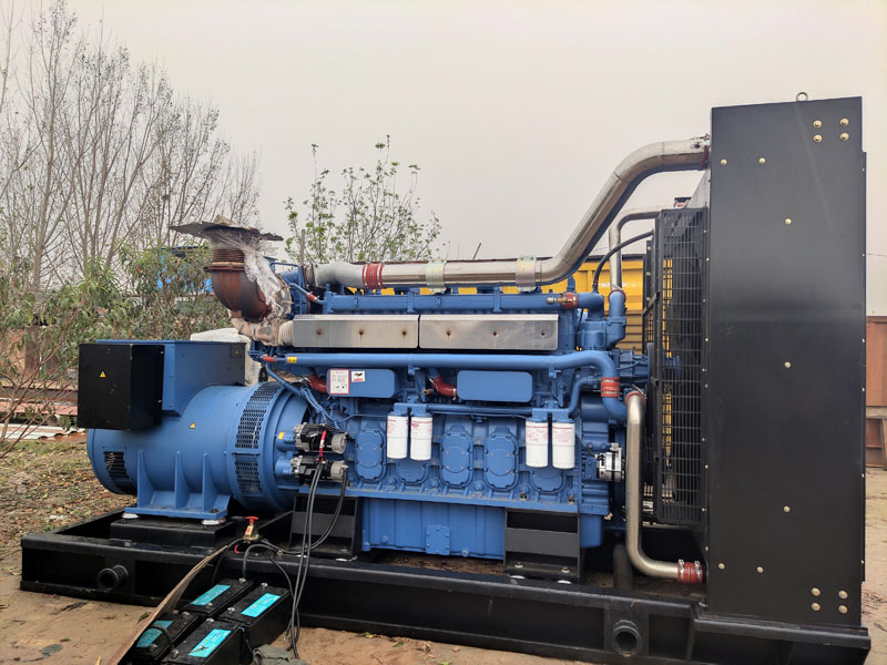 荣昌柴油发电机组更换机油时，应遵循哪些步骤？